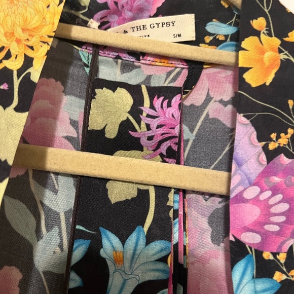 Spell Butterfly Short Robe - Picture 3 of 7